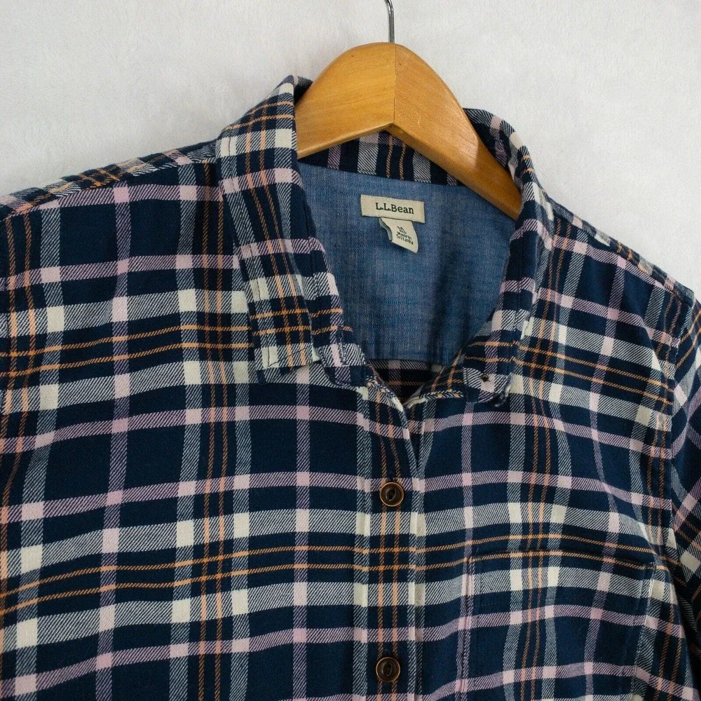 L.L. Bean Flannel Shirt Womens Medium Blue Pink Plaid Long Sleeve Soft - Picture 2 of 12